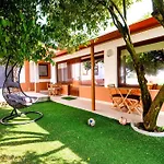 Casa Laranjas *