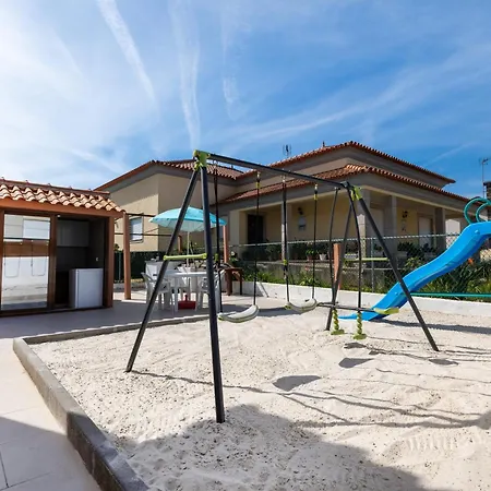 Casa Laranjas Dom wakacyjny *